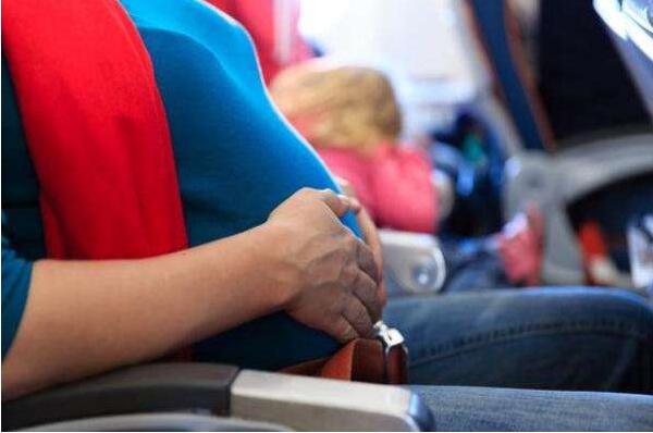 孕妇乘飞机