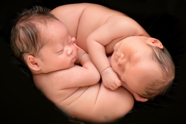 双胎宝宝
